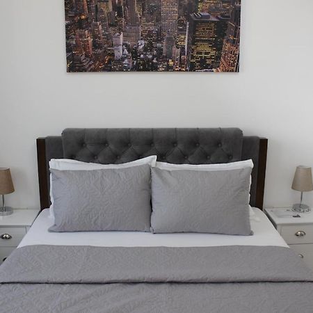 Luxury City Center Apartment - Bucharest Railways Station Екстер'єр фото